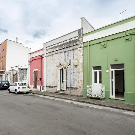 Guesthost - Meraki House In Apartman Squinzano